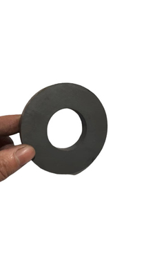 Mua Nam châm vòng Ferrite có đường kính từ tính cứng D65X32X20mm Kích thước tùy chỉnh Y30 Y35 online manufacture