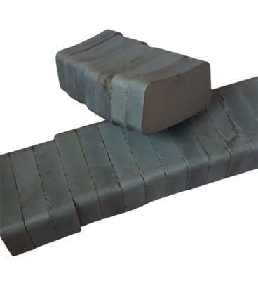 Mua Hình dạng đường cong Arc tùy chỉnh Lớp C5 Điều hướng ánh sáng Ferrite Motor Magnet online manufacture
