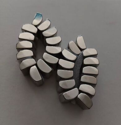 Mua Nam châm Neodymium cấp N52 tùy chỉnh với một mặt phẳng một mặt có thiết kế cong để chống ăn mòn cao online manufacture